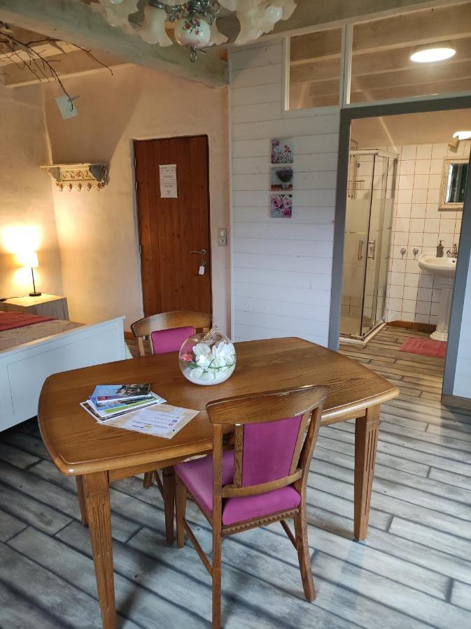Bed and Breakfast Les 5 Petits Lapins Bar Exteriér fotografie