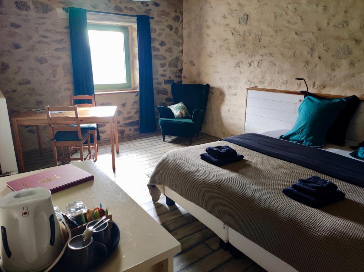 Bed and Breakfast Les 5 Petits Lapins Bar Exteriér fotografie